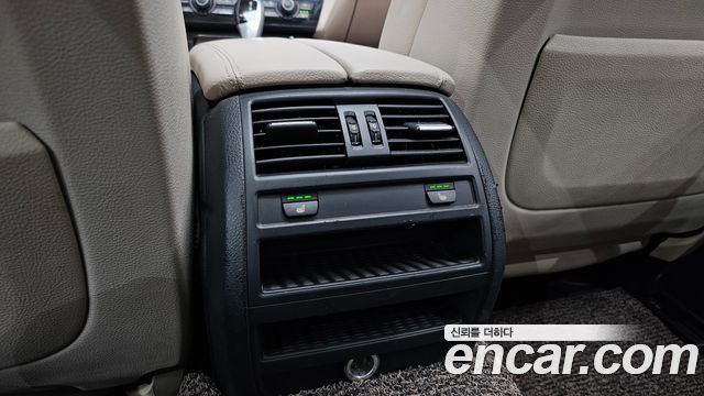 BMW 5 Series (F10) 528i Luxury Plus 2012 — фото 34