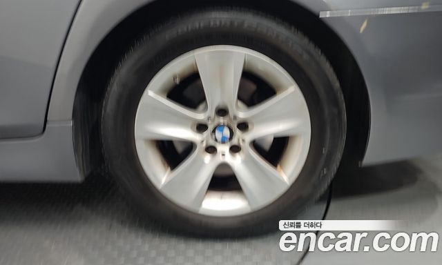 BMW 5 Series (F10) 528i Luxury Plus 2012 — фото 44