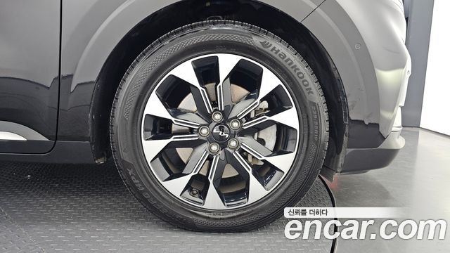 Kia Carnival (IV) Gasoline 9-Seater Signature 2023 — фото 21