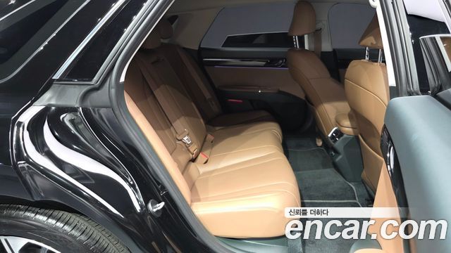 Hyundai Grandeur (GN7) 2,5 Gasoline 2WD Premium 2025 — фото 12