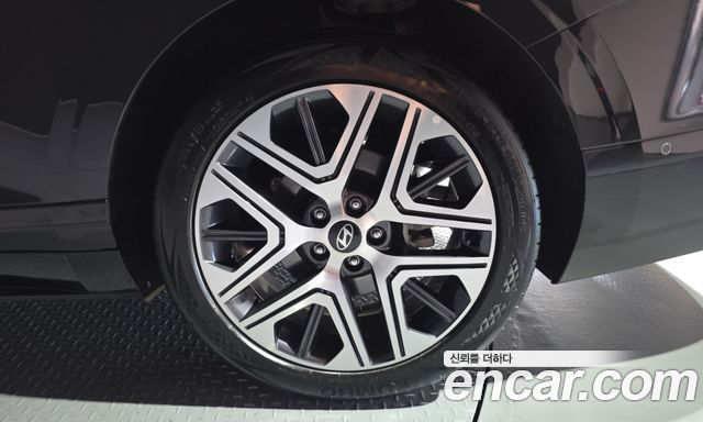 Hyundai Grandeur (GN7) 2,5 Gasoline 2WD Premium 2025 — фото 21
