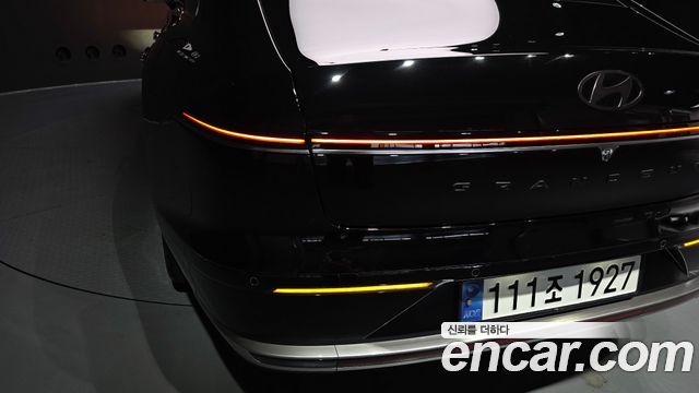 Hyundai Grandeur (GN7) 2,5 Gasoline 2WD Premium 2025 — фото 23
