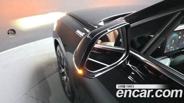 Hyundai Grandeur (GN7) 2,5 Gasoline 2WD Premium 2025 — фото 27