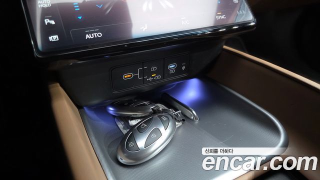 Hyundai Grandeur (GN7) 2,5 Gasoline 2WD Premium 2025 — фото 30