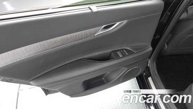 Genesis G80 (RG3) Gasoline 3.5 Turbo AWD 2021 — фото 25
