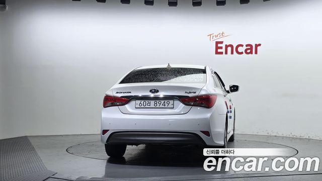 Hyundai Sonata Hybrid 2.0 Premium 2015 — фото 4