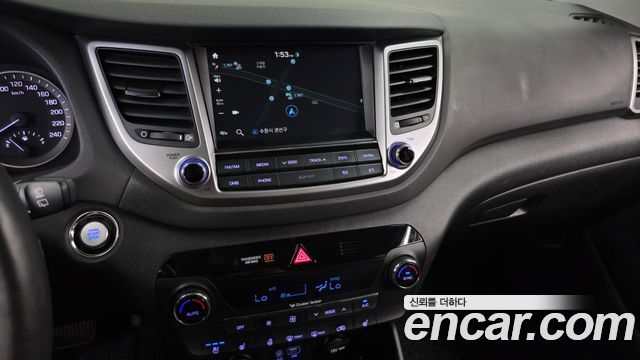 Hyundai Tucson Diesel 2.0 2WD Modern 2018 — фото 13