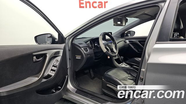 Hyundai Avante (MD) M16 GDI Deluxe 2011 — фото 10