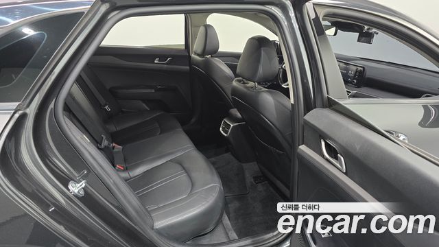 Kia K5 (III) 2.0 Prestige 2022 — фото 11