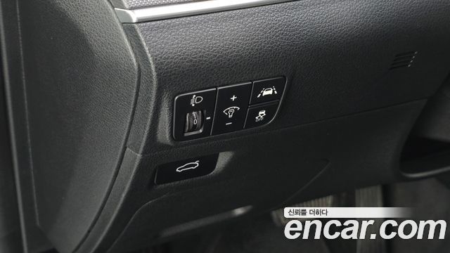 Kia K5 (III) 2.0 Prestige 2022 — фото 27