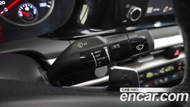 Kia K5 (III) 2.0 Prestige 2022 — фото 28