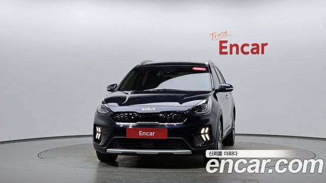 Kia Niro 1.6 HEV Signature 2022 — фото 3