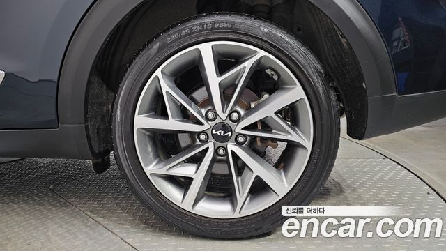 Kia Niro 1.6 HEV Signature 2022 — фото 27