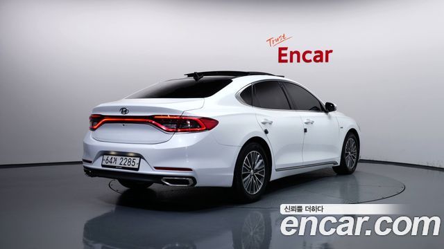 Hyundai Grandeur Hybrid (IG) Exclusive 2019 — фото 2