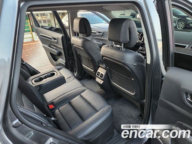 Renault Korea QM6 2.0 LPe RE 2WD 2025 — фото 19