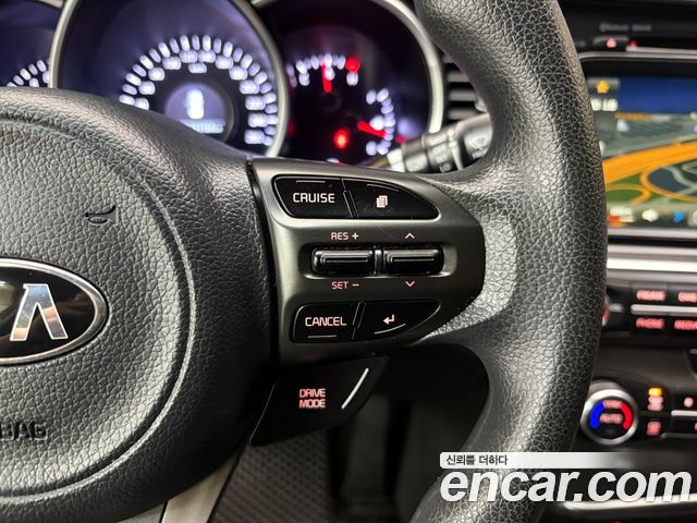 Kia K5 Luxury Standard 2014 — фото 21