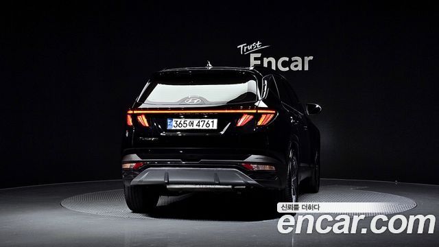 Hyundai Tucson (NX4) Gasoline 1.6 Turbo 2WD Inspiration 2022 — фото 4