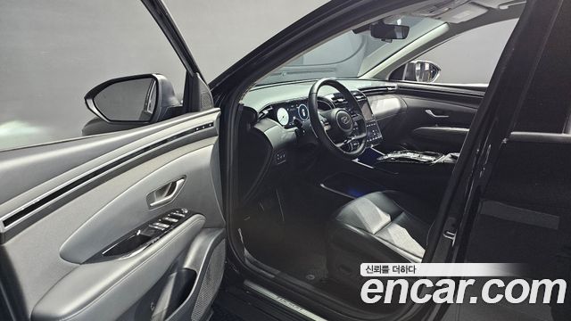 Hyundai Tucson (NX4) Gasoline 1.6 Turbo 2WD Inspiration 2022 — фото 10
