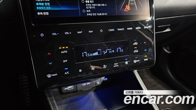 Hyundai Tucson (NX4) Gasoline 1.6 Turbo 2WD Inspiration 2022 — фото 31