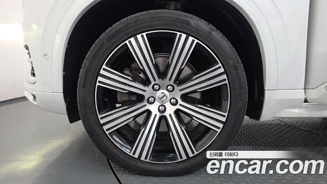 Volvo XC90 (II) T8 Ultimate Bright Hybrid 2023 — фото 5