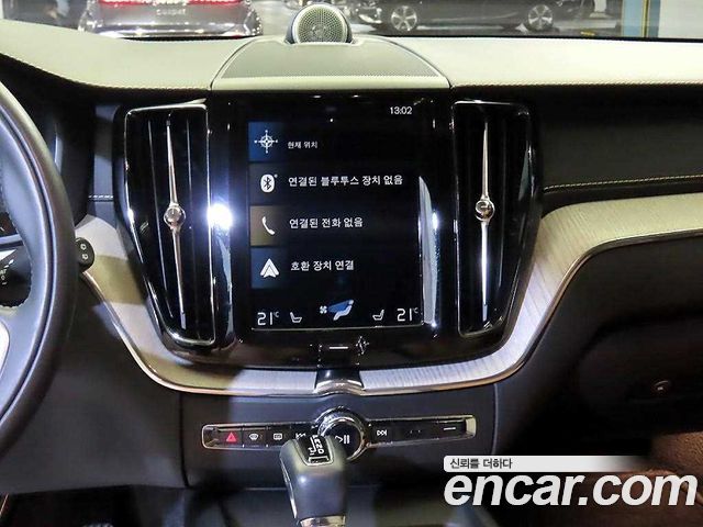 Volvo XC60 (II) D4 Inscription 2018 — фото 15