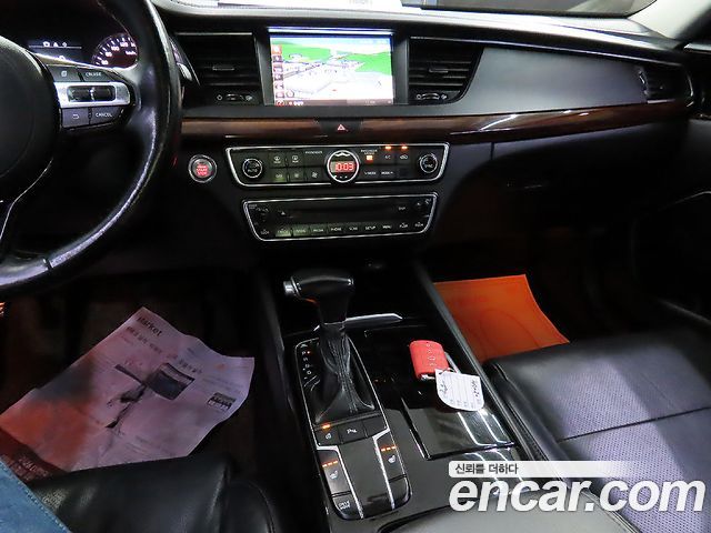 Kia K7 3.0 LPI Luxury (Rental Car) 2016 — фото 16