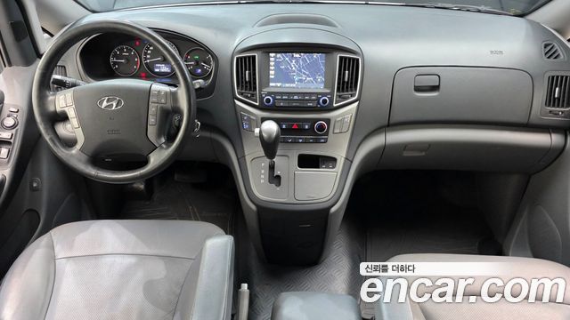 Hyundai Grand Starex Van 5-Seater Modern 2019 — фото 7