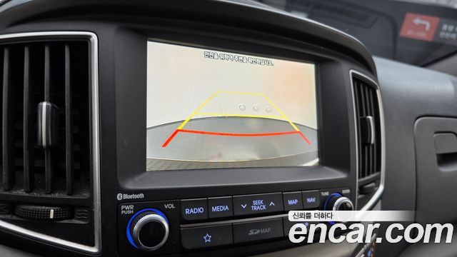 Hyundai Grand Starex Van 5-Seater Modern 2019 — фото 15