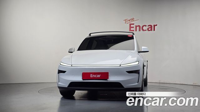 Tesla Model Y RWD 2025 — фото 3