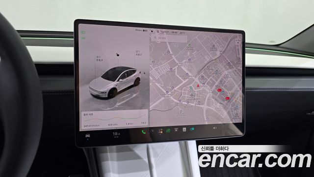 Tesla Model Y RWD 2025 — фото 12