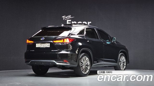 Lexus RX450h (IV) Executive 2022 — фото 2