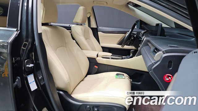 Lexus RX450h (IV) Executive 2022 — фото 20