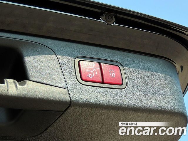 Mercedes-Benz GLC-Class (X253) GLC300e 4MATIC 2021 — фото 18
