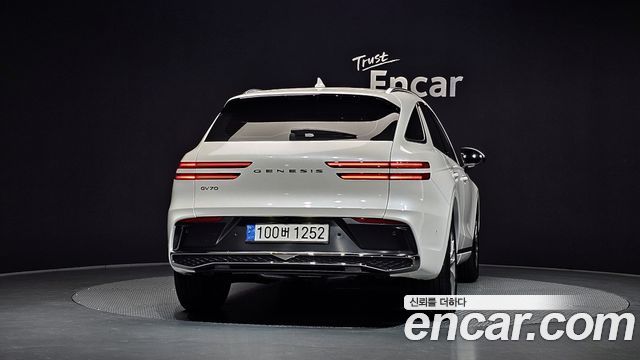 Genesis GV70 2.5T Gasoline 2WD 2025 — фото 4
