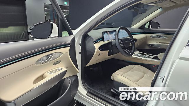 Genesis GV70 2.5T Gasoline 2WD 2025 — фото 10