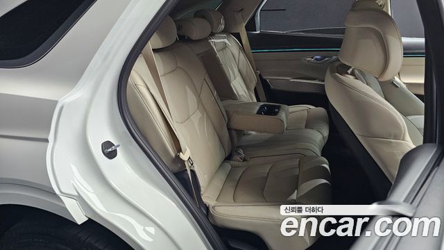 Genesis GV70 2.5T Gasoline 2WD 2025 — фото 11