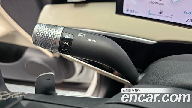 Genesis GV70 2.5T Gasoline 2WD 2025 — фото 17