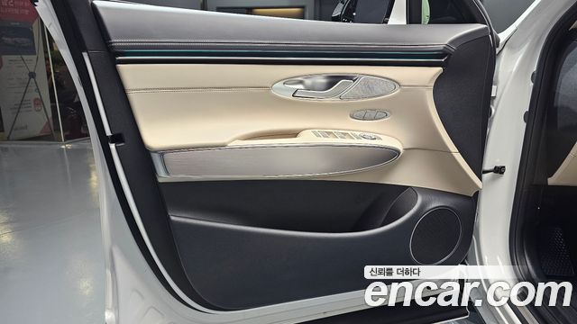Genesis GV70 2.5T Gasoline 2WD 2025 — фото 24