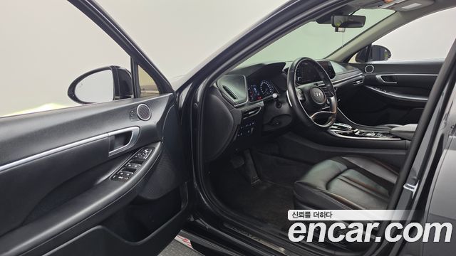 Hyundai Sonata (DN8) 1.6 Turbo Premium Family 2021 — фото 10