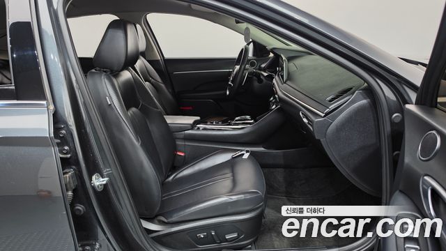 Hyundai Sonata (DN8) 1.6 Turbo Premium Family 2021 — фото 26