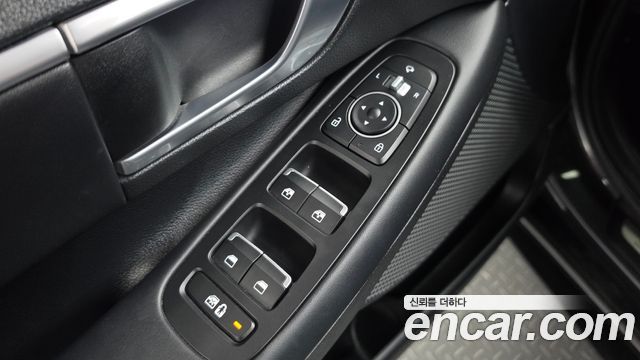 Hyundai Sonata (DN8) 1.6 Turbo Premium Family 2021 — фото 28