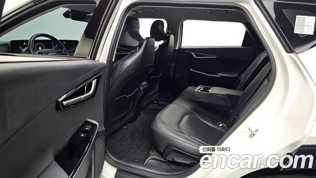 Kia EV6 Long Range Earth 2022 — фото 12