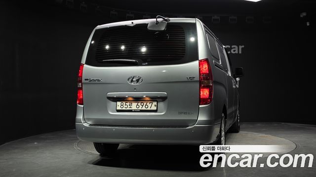 Hyundai Grand Starex Van 3-Seater Smart 2021 — фото 4