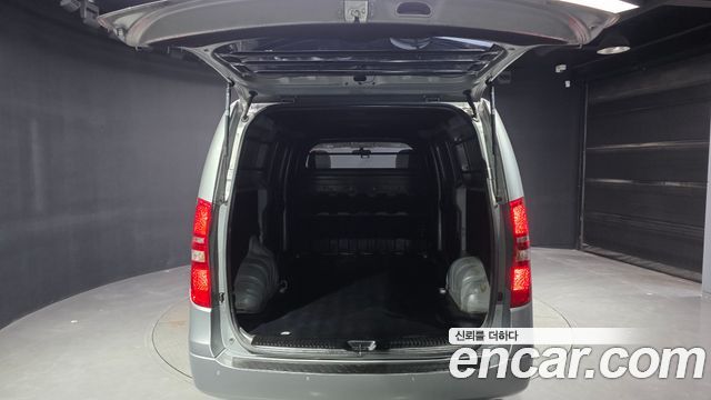 Hyundai Grand Starex Van 3-Seater Smart 2021 — фото 20