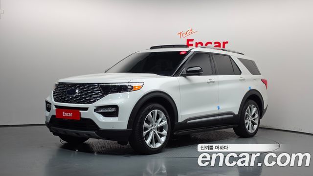 Ford Explorer (VI) 3.0 Platinum 4WD 2021 — фото 1