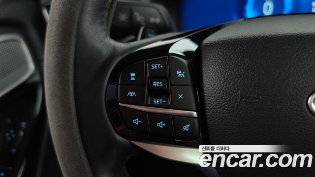 Ford Explorer (VI) 3.0 Platinum 4WD 2021 — фото 16