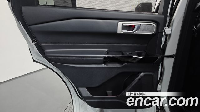 Ford Explorer (VI) 3.0 Platinum 4WD 2021 — фото 25