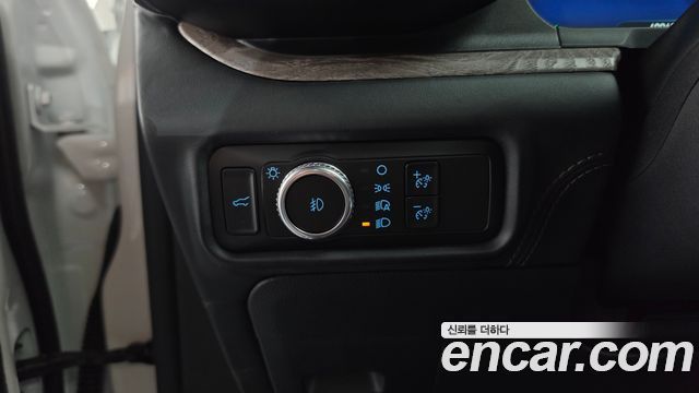 Ford Explorer (VI) 3.0 Platinum 4WD 2021 — фото 40