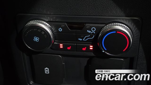 Ford Explorer (VI) 3.0 Platinum 4WD 2021 — фото 41