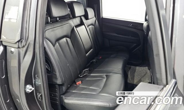 KG Mobility (SsangYong) Rexton Sports Khan Diesel 2.2 4WD Dynamic Edition (5-Link) 2021 — фото 12